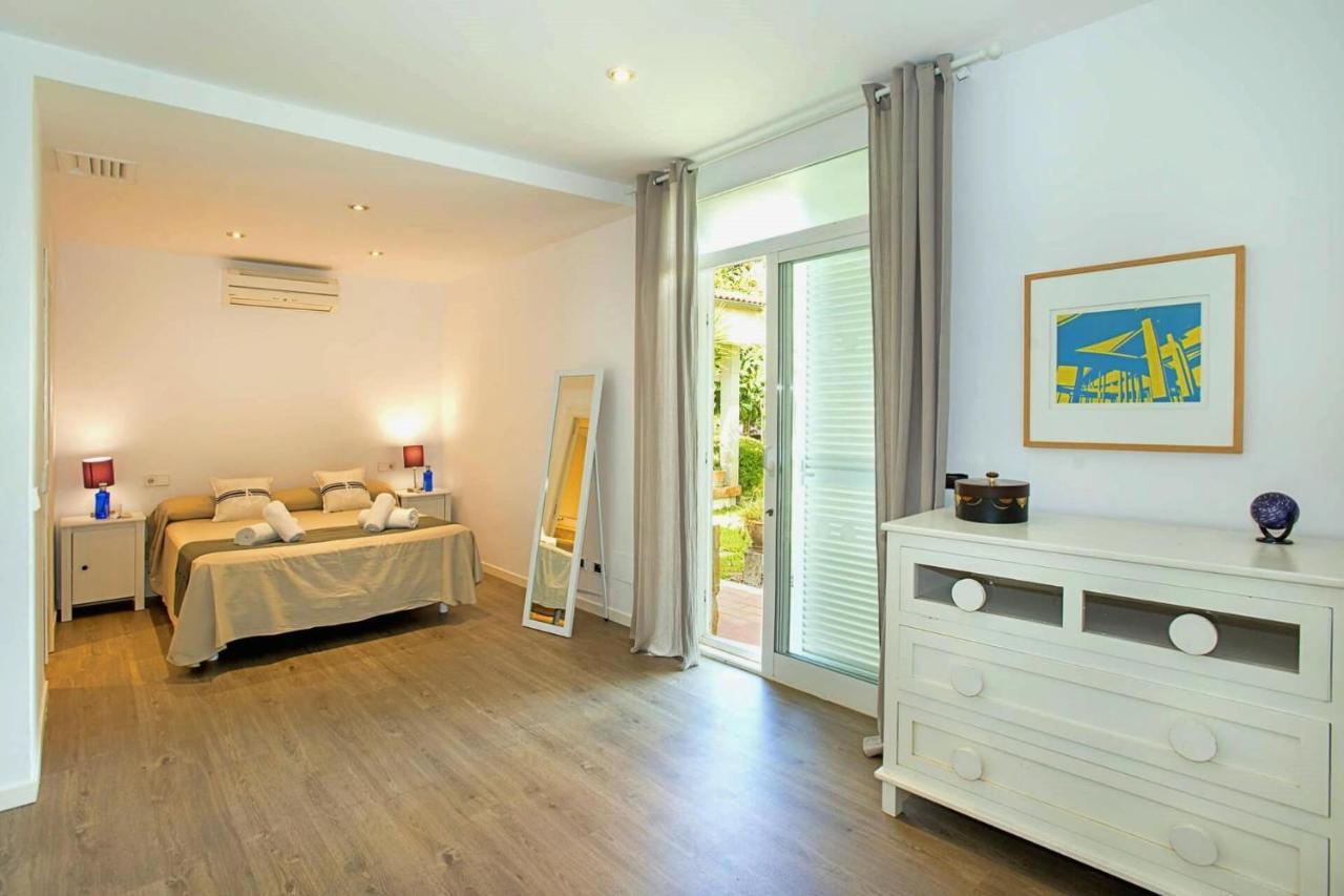 Beach Villa Can Ros By Sealand Villas Port de Pollença Esterno foto